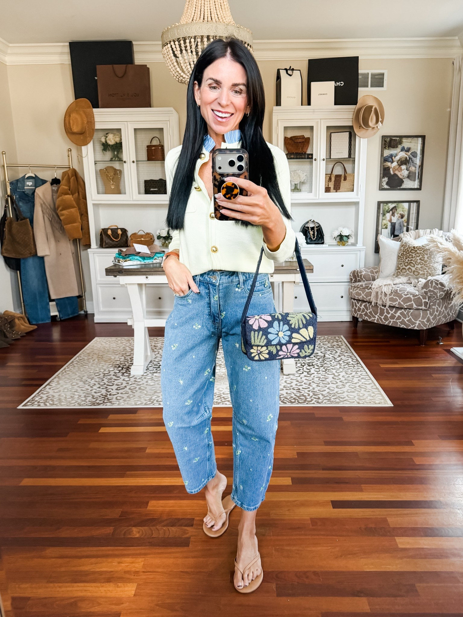 These floral embroidered jeans are so adorable! Wearing a 0

#LTKSeasonal #LTKootd #LTKOver40