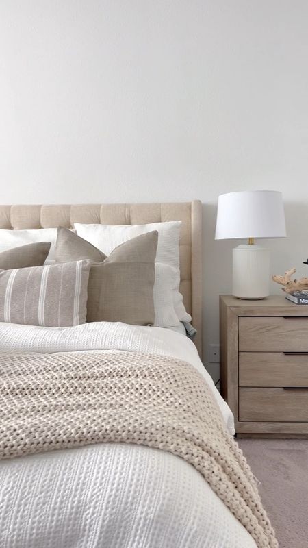 Neutral bedding inspo. 

Tufted bed
White bedding 
Bedroom decor 
Home decor 
Bed


#LTKunder100 #LTKFind #LTKhome