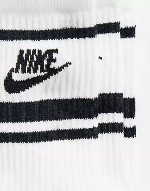 Nike Sportswear Essentials 3 pack socks in white with black logo | ASOS (Global)