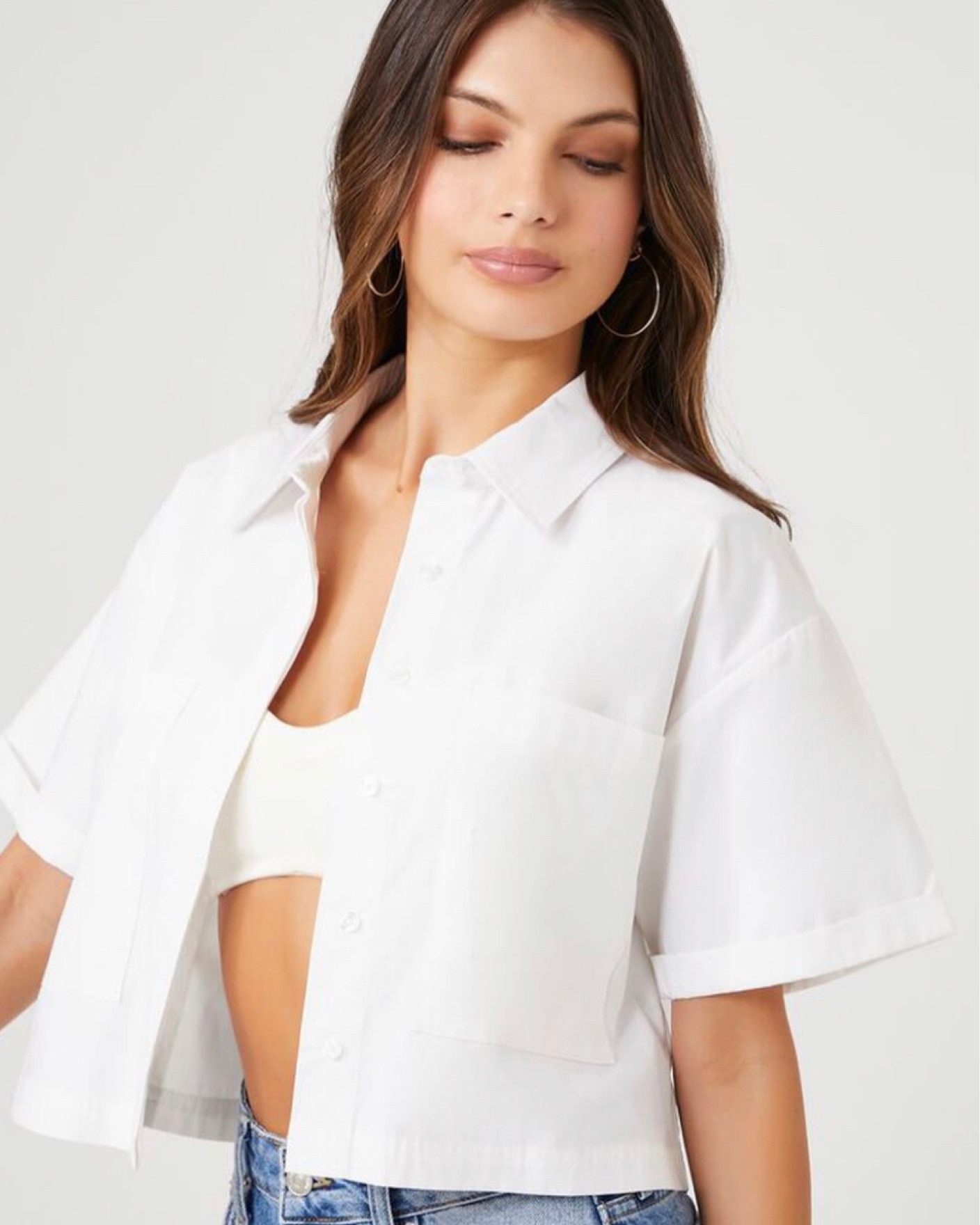 White Cropped Button Down Short Sleeve Collared Shirt!
This is a year round upgraded basic, but it’s definitely a summer wardrobe essential. #summerbasics #summerwardrobe #whitecropshirt #whitebuttondown #cropshirt #whiteshirt  #summeressentials 

#LTKstyletip #LTKSeasonal #LTKFind