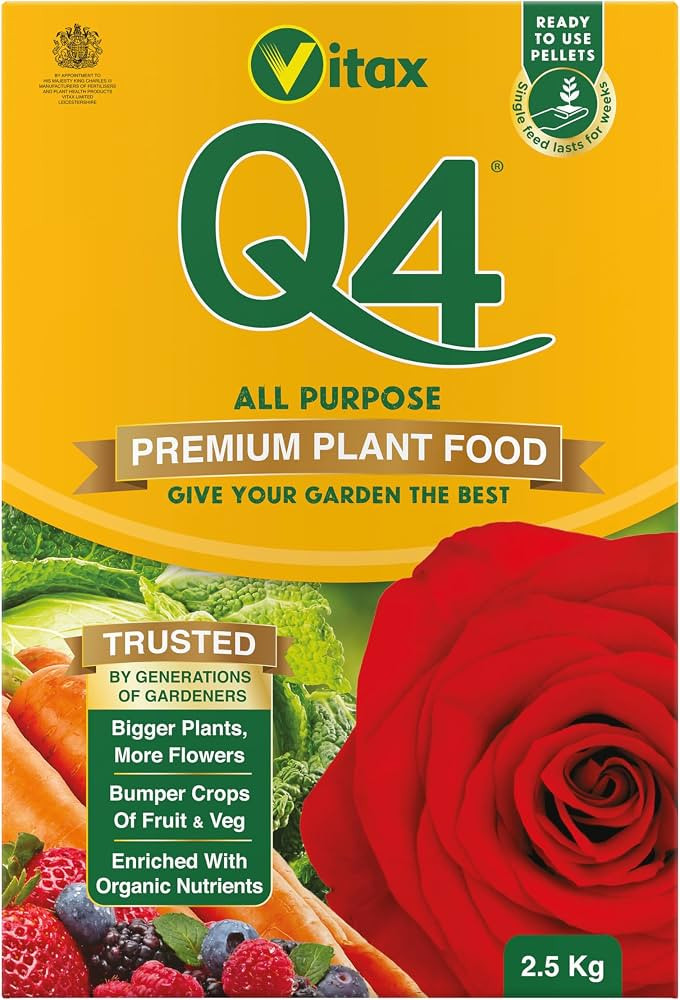 Vitax Q4 All Purpose Plant Food, Fertiliser Enriched With Organic Nutrients, More Flowers, Bigger... | Amazon (UK)