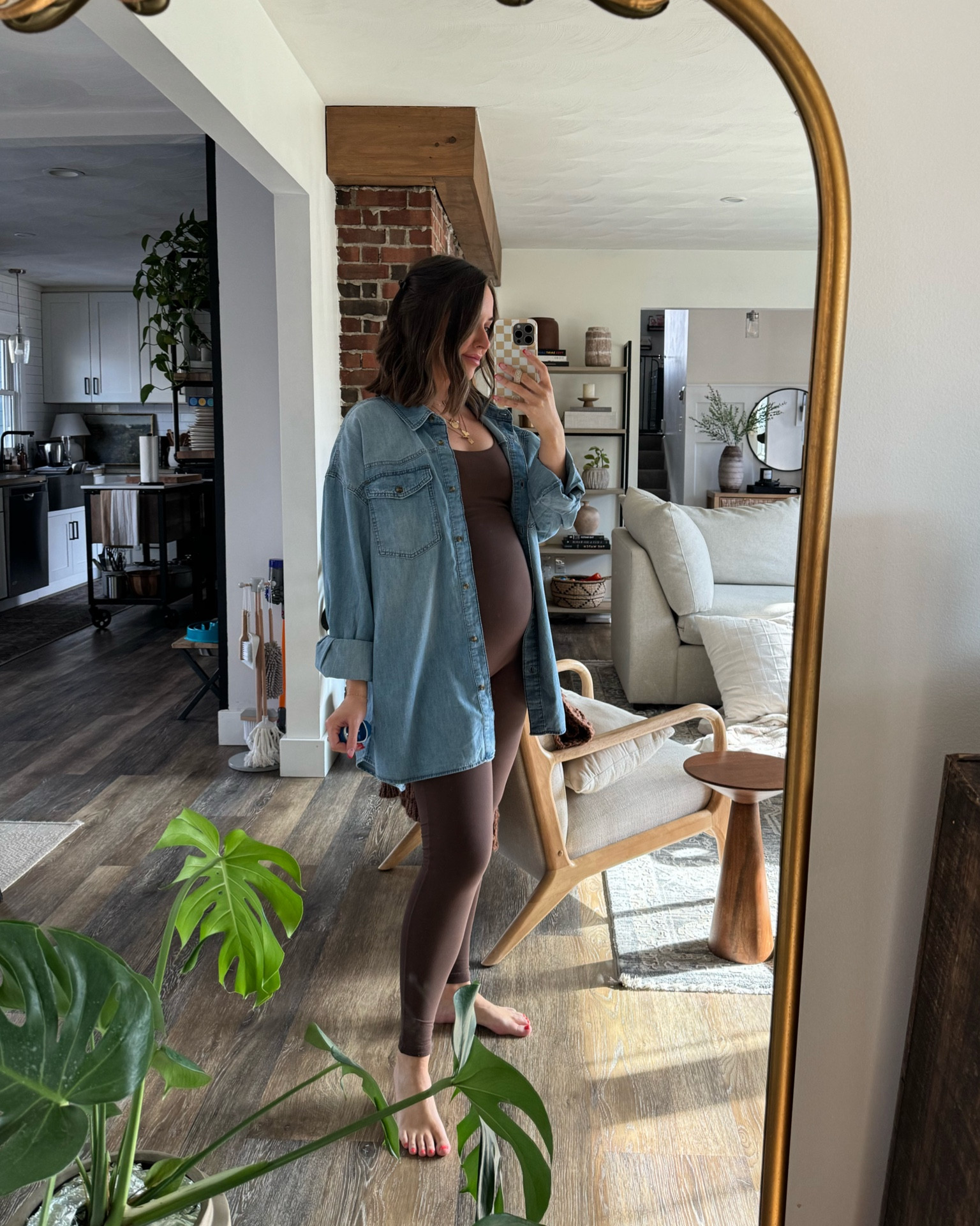 Another way I styled the oversized boyfriend shirt from Walmart!!! This is under $30 and goes with everything!!! So cute for spring. I’m in the XL and it’s just so soft/comfy. @walmartfashion @walmart #WalmartPartner



#LTKbump #LTKfindsunder50
