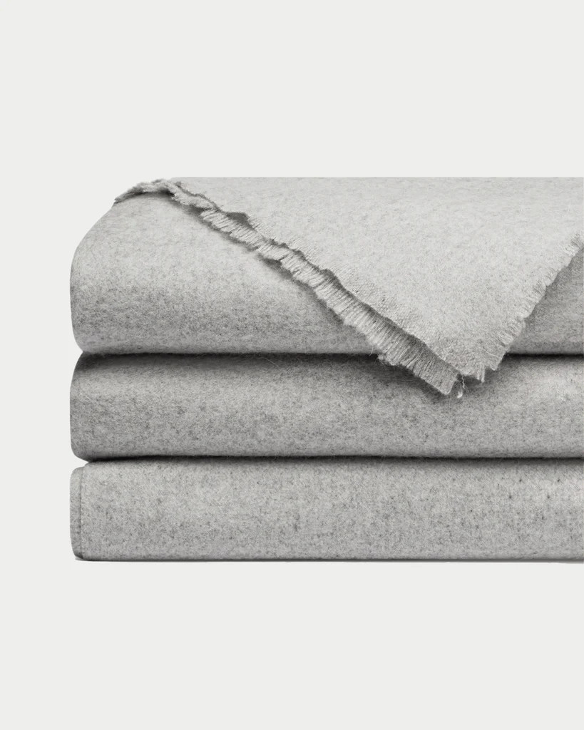 Cashmere Fringe Blanket | Cozy Earth