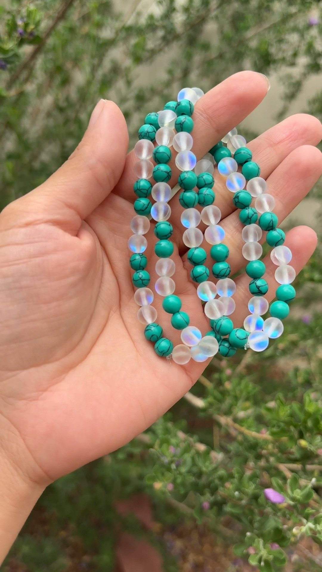 Love this turquoise and aura beads combo 🥰 So pretty! Now available on my website and Etsy site 💙

🏷️ 
Crystal bracelets, crystal jewelry, turquoise, Latina owned business, handmade jewelry