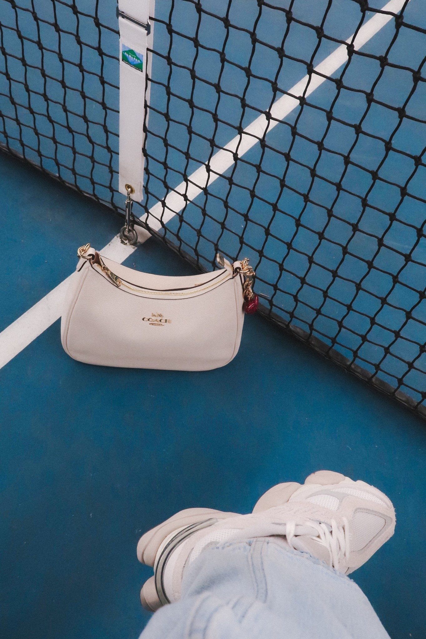 Casual pickleball tournament outfit 💋 

• Coach Teri Hobo Bag in Gold/Chalk

•Coach Red Heart Charm

•New Balance 9060 in gray size 9

#CoachTeriHobo
#Coach
#CoachBag
#NewBalance
#NewBalance9060

#LTKItBag #LTKStyleTip #LTKShoeCrush