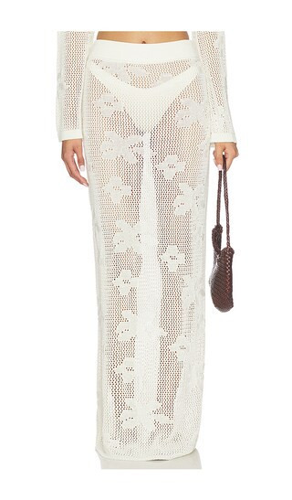SNDYS Terra Maxi Skirt in Cream. Taglia XS. Also in S, XXS, M, L, XXL. | Revolve Clothing (Global)