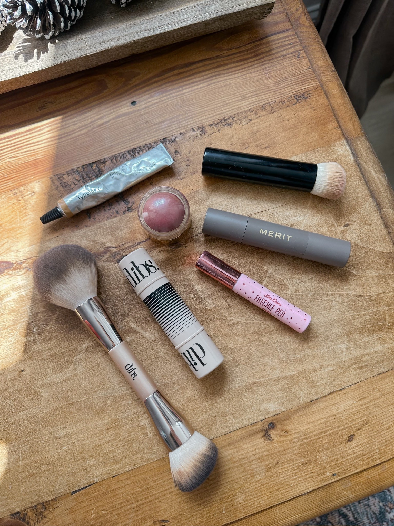 My go-to daily makeup routine ✨ Quick, natural, and perfect for busy mornings. I use a mix of Merit, DIBS, and Typology for a fresh, minimal look that lasts all day. Linked my everyday favorites so you can recreate the routine! #EverydayMakeup #MinimalMakeup #MeritBeauty #DIBSBeauty #TypologyParis #CleanBeauty #NoMakeupMakeup #LTKbeauty #MakeupRoutine #FreshFaceFavorites



#LTKStyleTip #LTKWorkwear #LTKBeauty