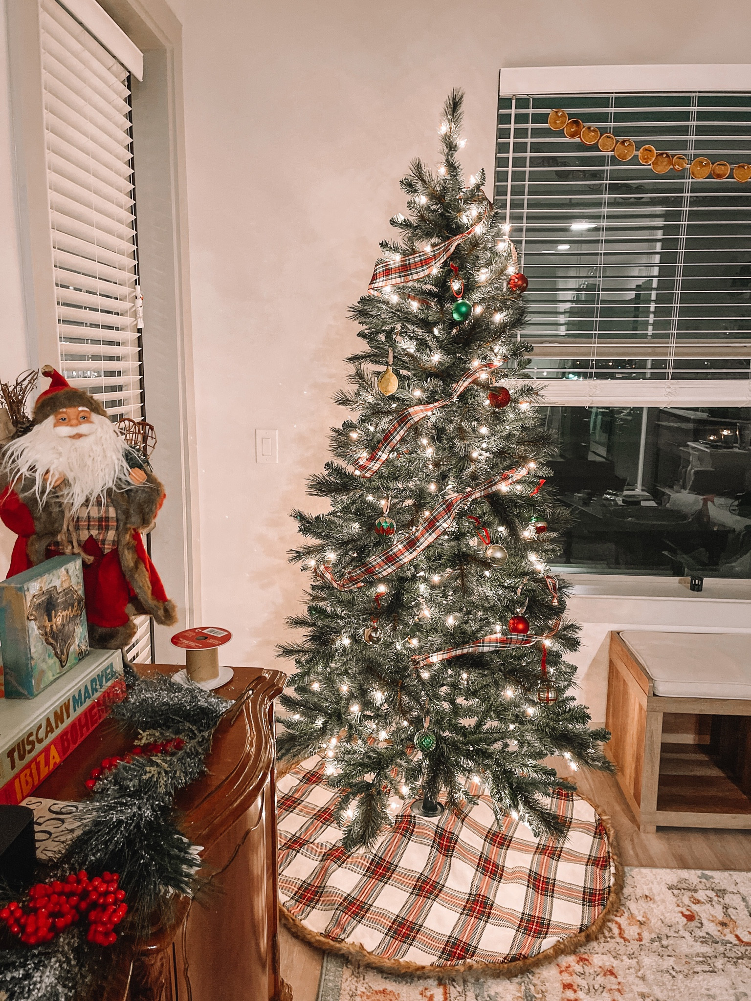 Apartment Christmas Decor

#LTKSeasonal #LTKhome #LTKHoliday