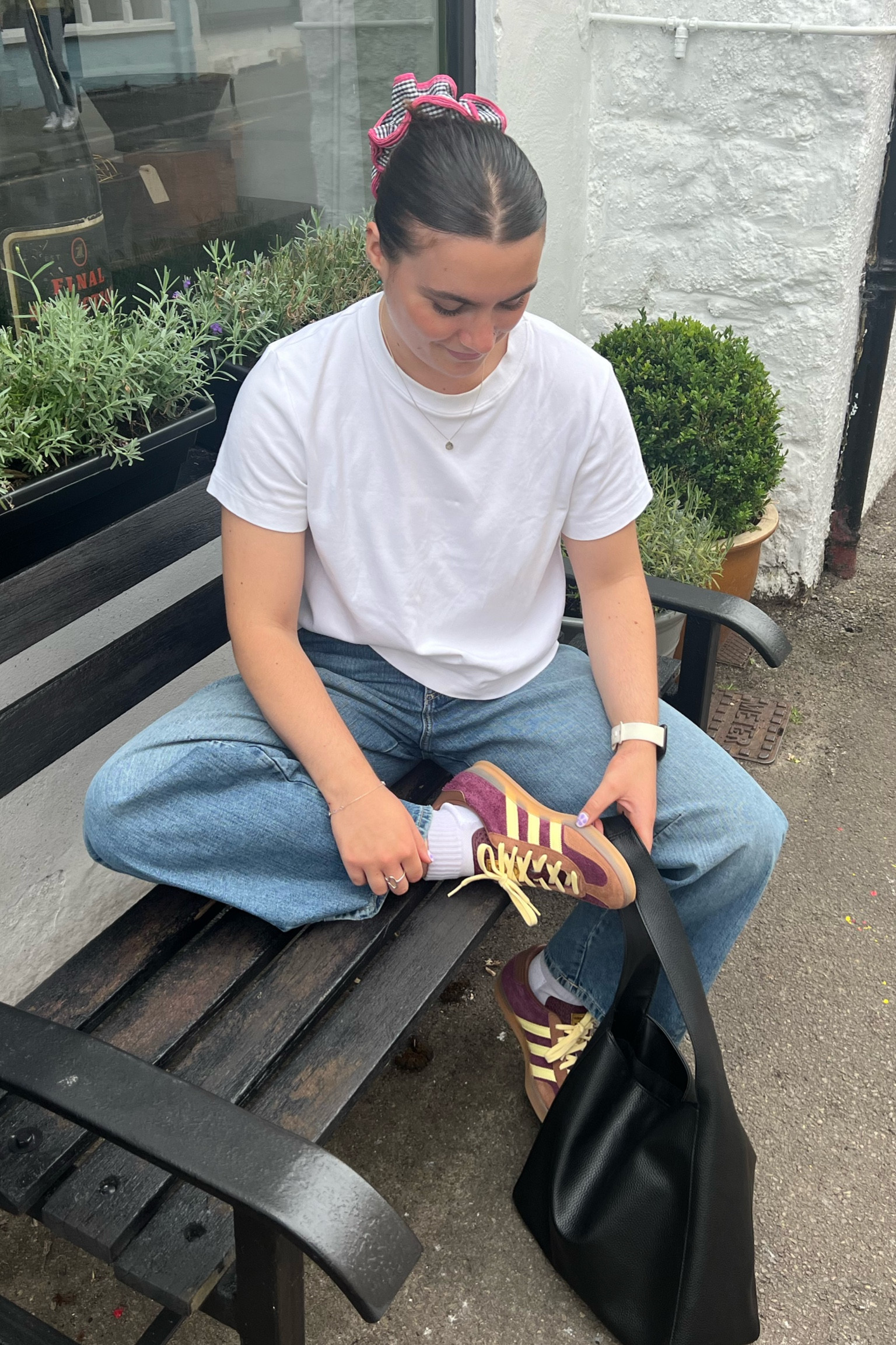 Trendy outfit inspiration with a square t shirt, barrel leg jeans and adidas gazelles 

(Jeans are Zara TRF BAGGY BALLOON MID-RISE JEANS)

#LTKeurope #LTKsummer #LTKuk