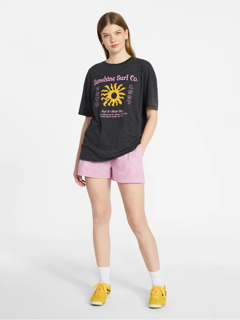 No Boundaries Graphic Oversized Boyfriend Tee, Women's XXS-XXL - Walmart.com | Walmart (US)