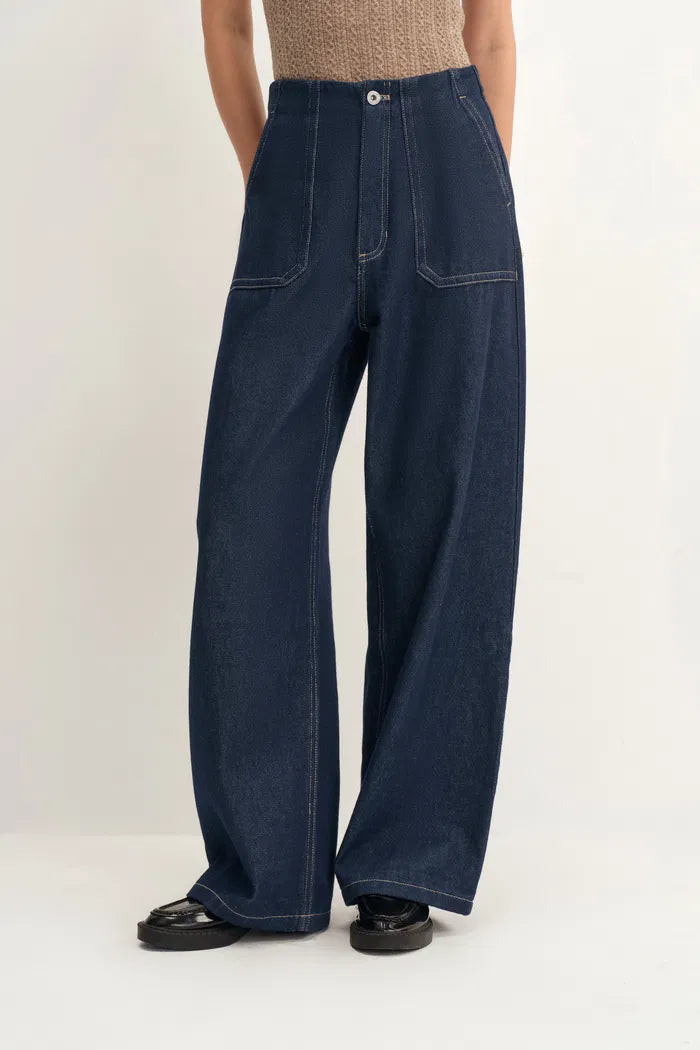 Vivian Contrast Stitch Pocket Jeans in Raw Tencel Denim | Fabrique