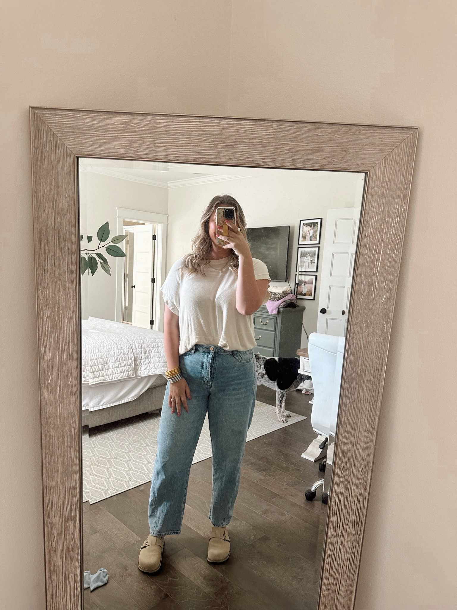 casual mom ootd