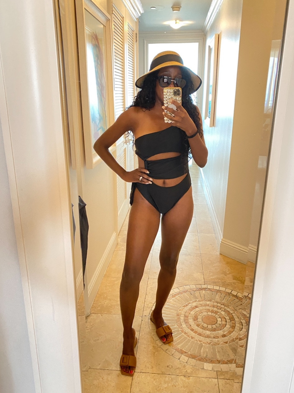 Affordable Swimsuits 
My one piece swimsuit run true to size. Wearing a small. 

Spring Break, Swim, Swimsuit, Spring Outfit, Under100, Resort Wear, 

#Under100 #Swimwear #Swimsuit #Ootd #SpringBreak #Resortwear #LTKSeasonal 

#LTKswim #LTKfindsunder100 #LTKfindsunder50