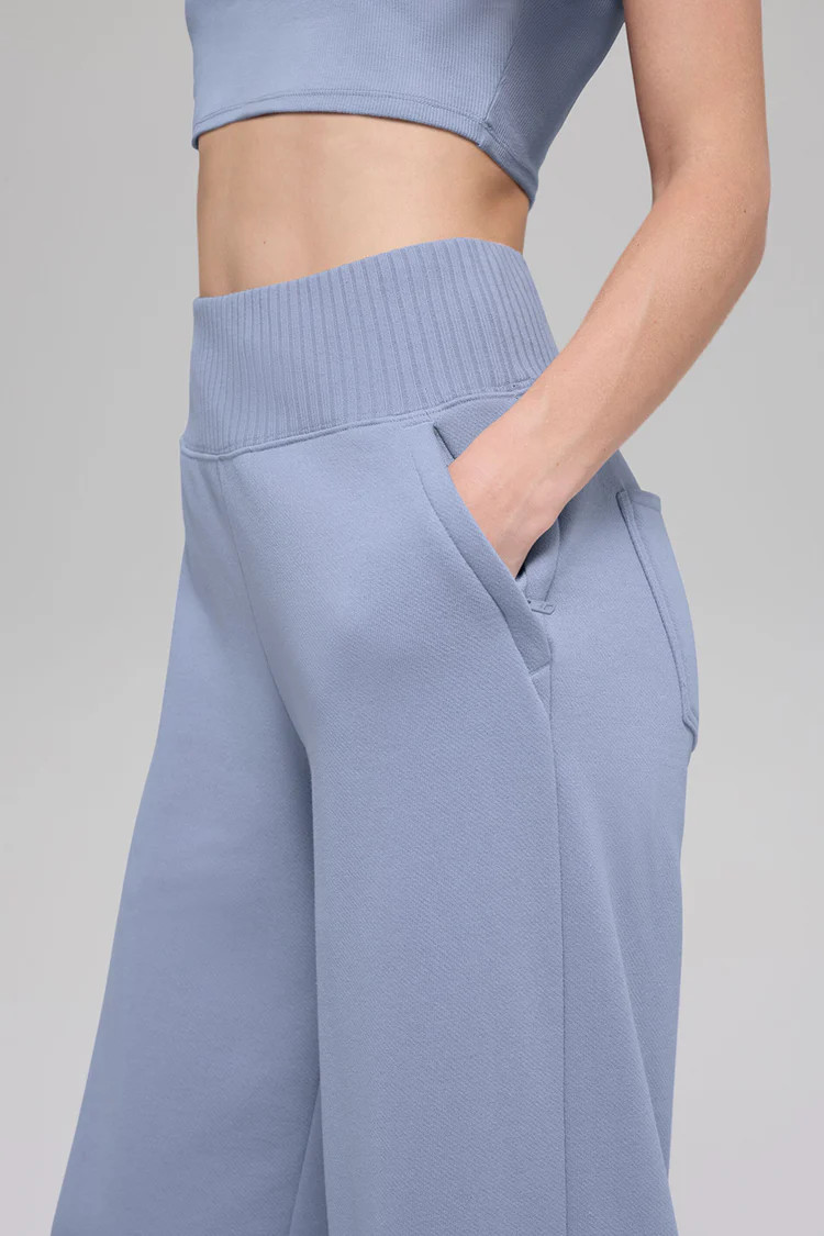 Serenity Wide Leg Sweatpant | Alo Yoga (US)