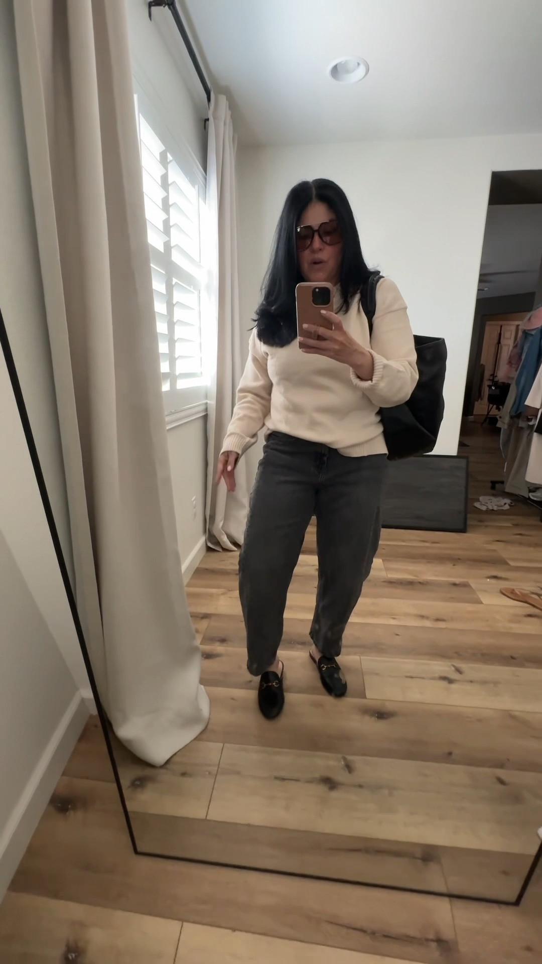 OOTD //: this sweater is so good, a piece you’ll reach for over and over again. The price is so good too! The jeans are currently on sale! I’m wearing a 10. If in between sizes, size up. 

+ linking a few other pants I’m loving for spring below 👇🏼 

#LTKgrwm #LTKmomlife #LTKootd