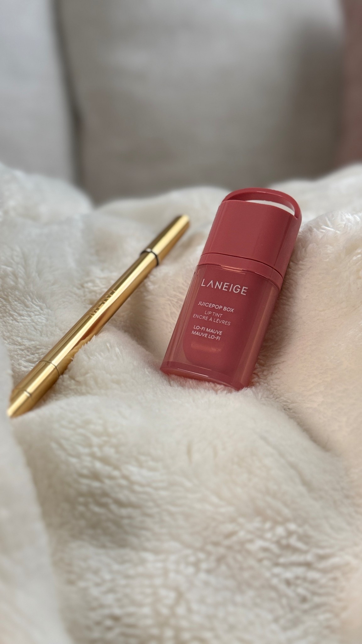 Today’s lip combo 🤍

A soft cool pink liner paired with a pinky mauve gloss for the perfect everyday lip — natural, polished, and easy to wear.

My go-to for an effortless, put-together look ✨

Linked both here ↓

#LTKBeauty #LTKdayinmylife #LTKgrwm