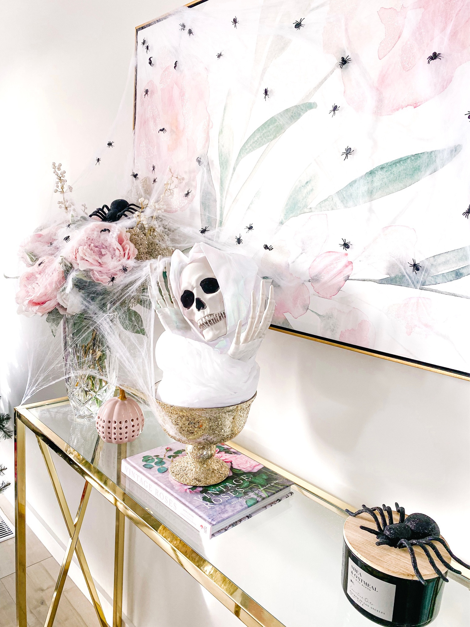 Spooky console table styling. 🕸️🕷️💀🌸

#LTKSeasonal #LTKHalloween #LTKhome