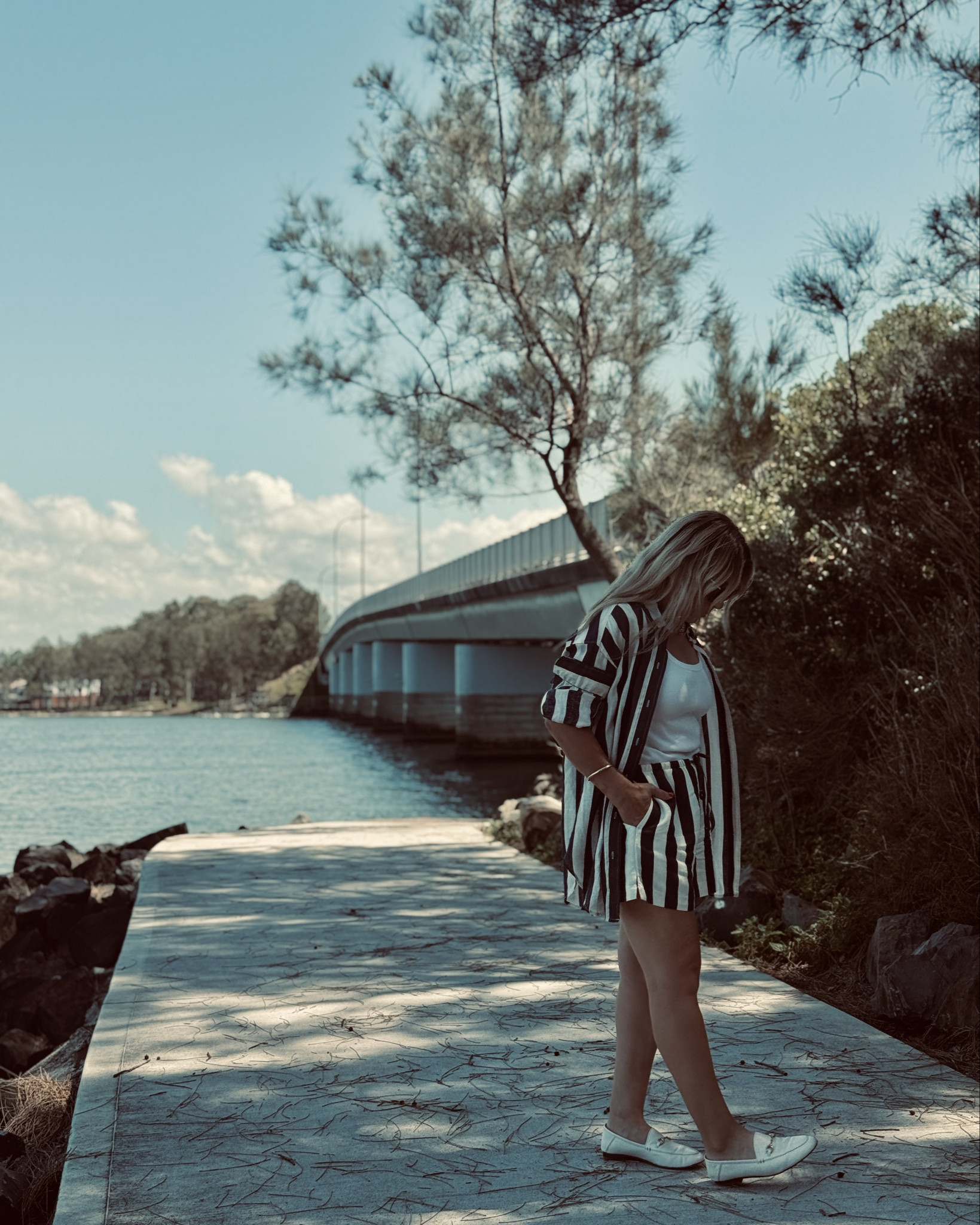Coastal Stripes




#LTKootd #LTKOver40 #LTKPetite
