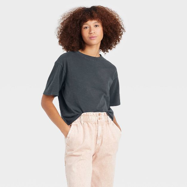 Women's Short Sleeve Boxy T-Shirt - Universal Thread™ | Target