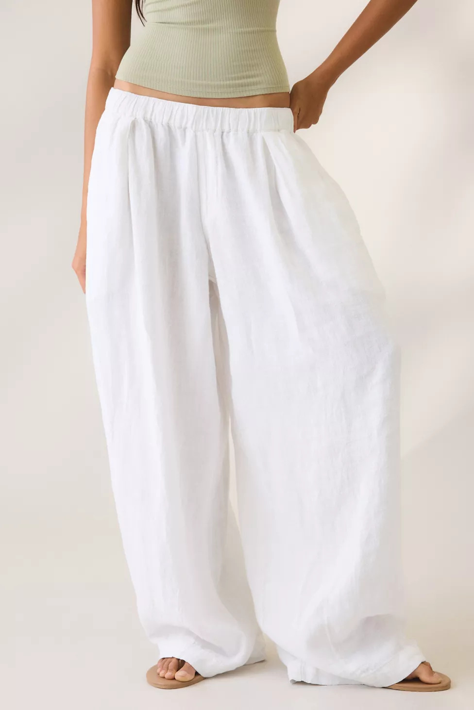 BDG Bobbi Baggy Linen Pull-On Pant | Urban Outfitters (US and RoW)