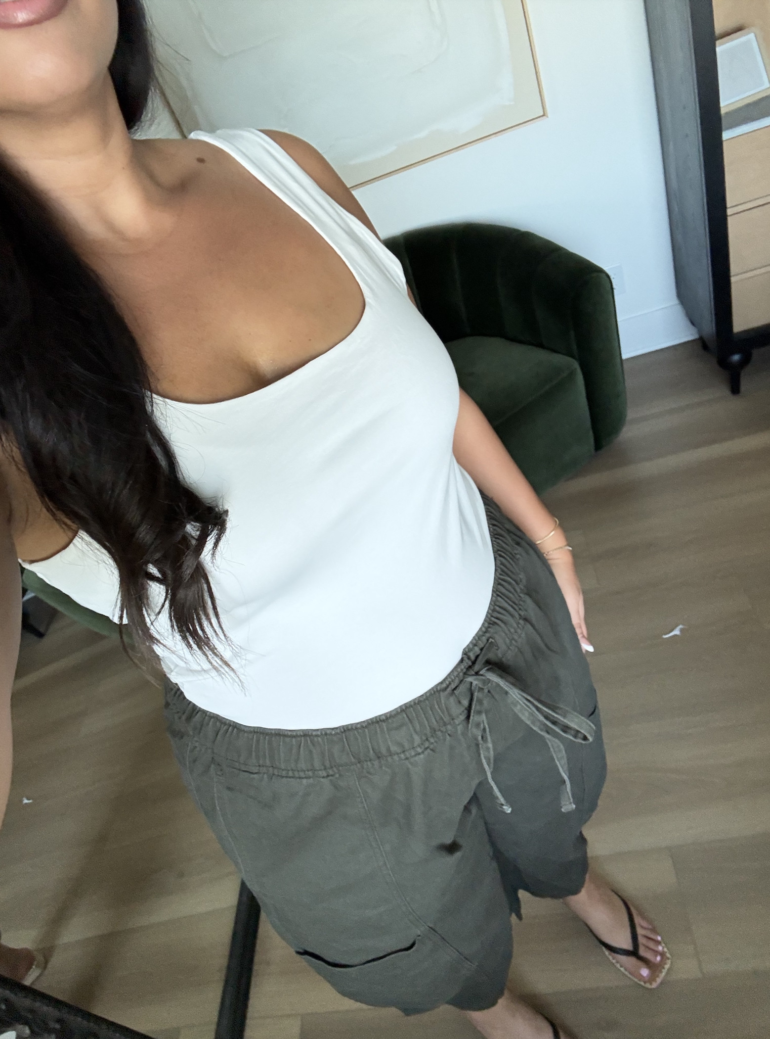 These barrel leg pants are SO good! The fit is perfect and they’re under $40!

Top: XL
Pants: XL

barrel leg pants, fall outfits, fall transition outfit, early fall outfits, mid size outfit ideas, affordable outfits for fall transition

#LTKootd #LTKSeasonal #LTKMidsize