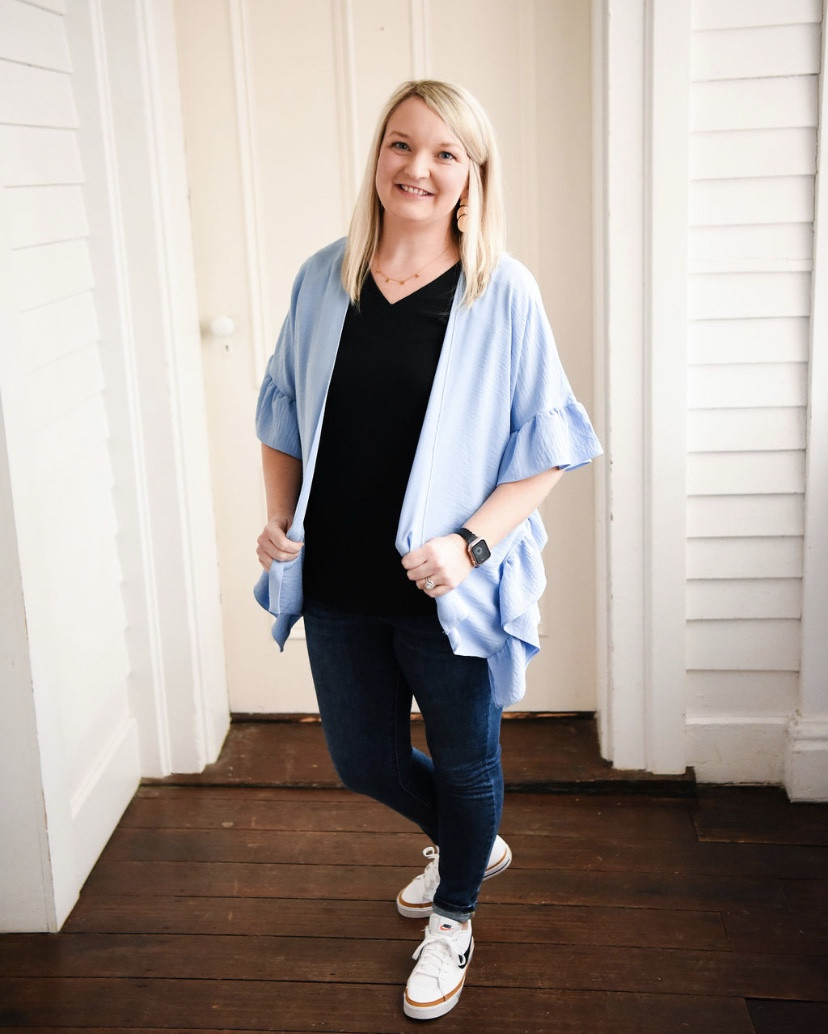 You can look polished & comfy at the same time! Grab this layered look for running errands, casual work day, date night or photo session. 

#LTKShoeCrush #LTKStyleTip #LTKMidsize