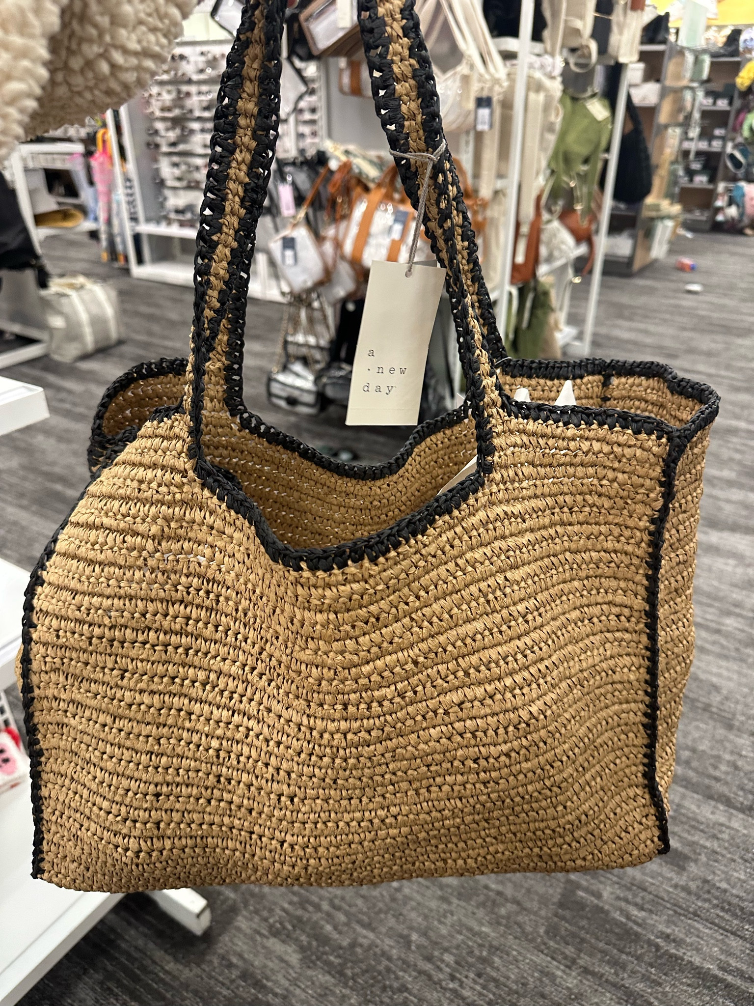 This target tote bag is such a great quality and looks so expensive 

#LTKFindsUnder50 #LTKFindsUnder100 #LTKItBag