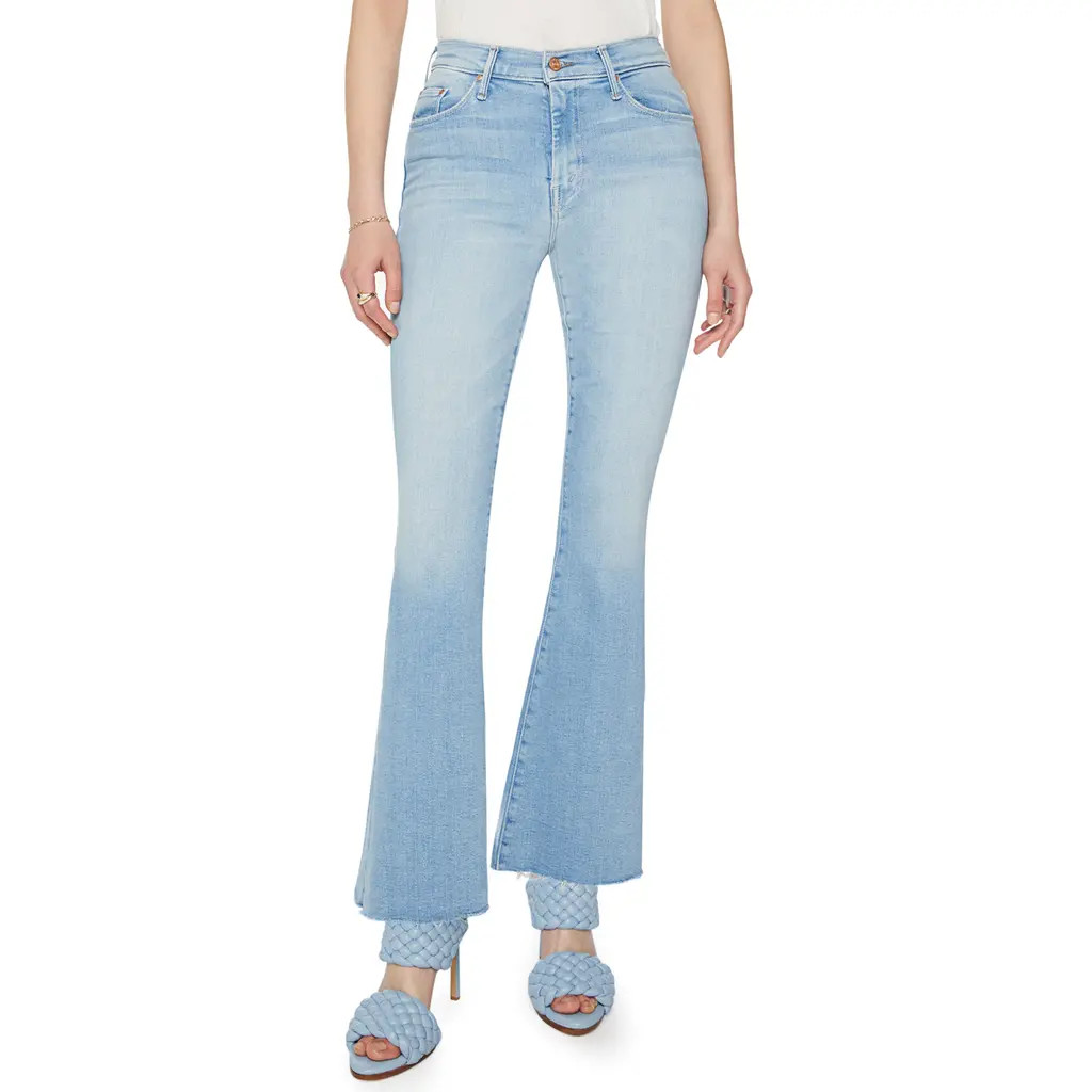 MOTHER The Weekend Fray Hem Bootcut Jeans in California Cruiser at Nordstrom, Size 25 | Nordstrom