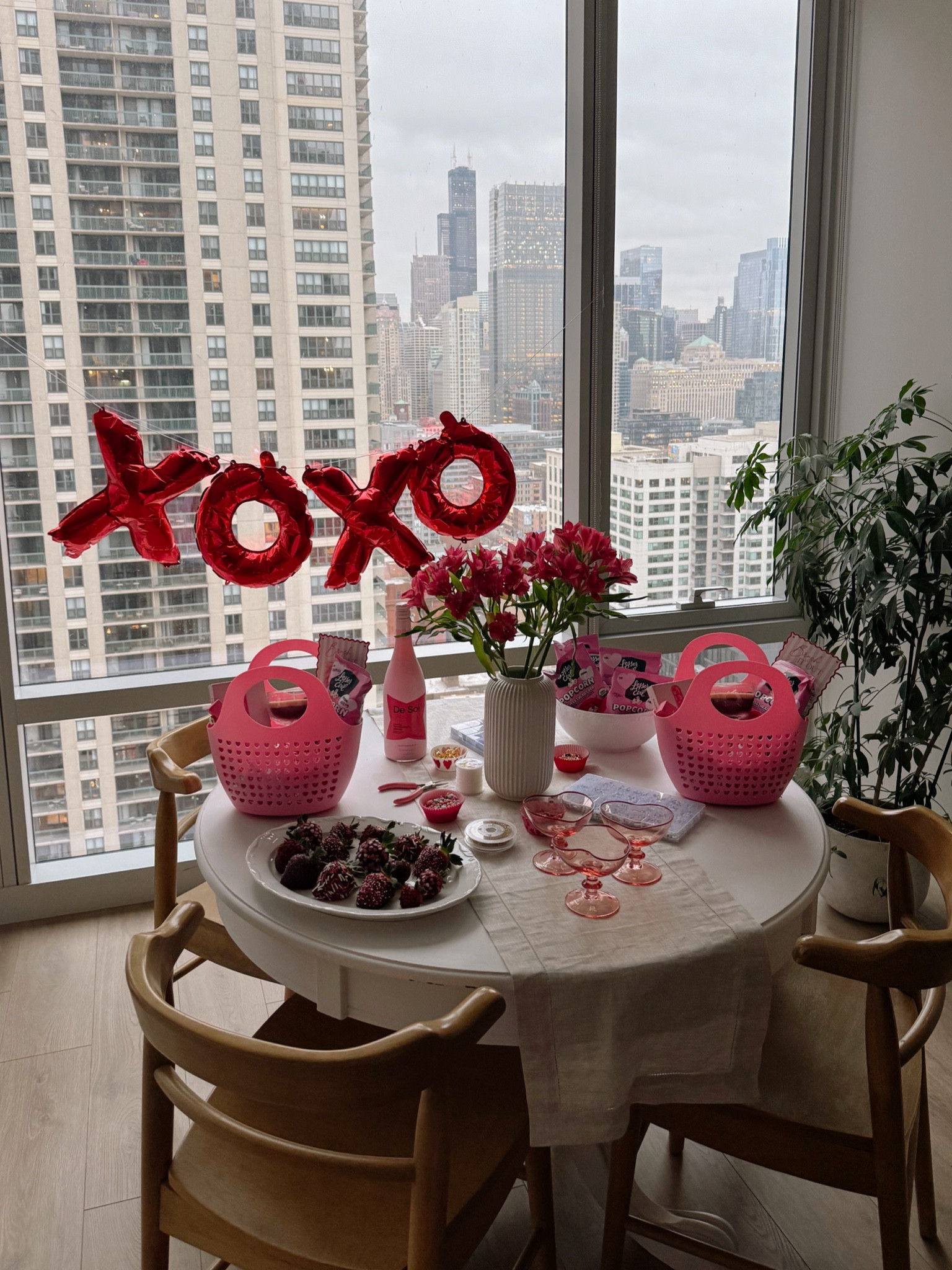 galentines day craft night 💝✨

#LTKFindsUnder100 #LTKBeauty #LTKSeasonal