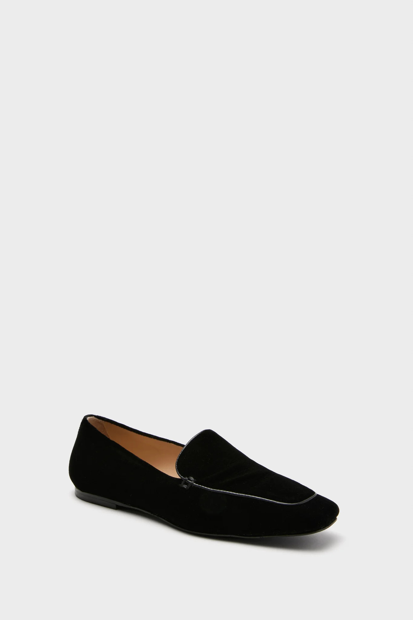 Black Velvet Kam Loafers | Tuckernuck (US)