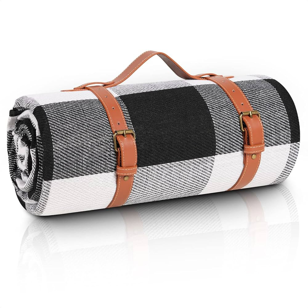 sapsisel 80”x 80” Picnic Blanket Extra Large, Waterproof and Foldable Beach Blanket, 3-Layer ... | Amazon (US)