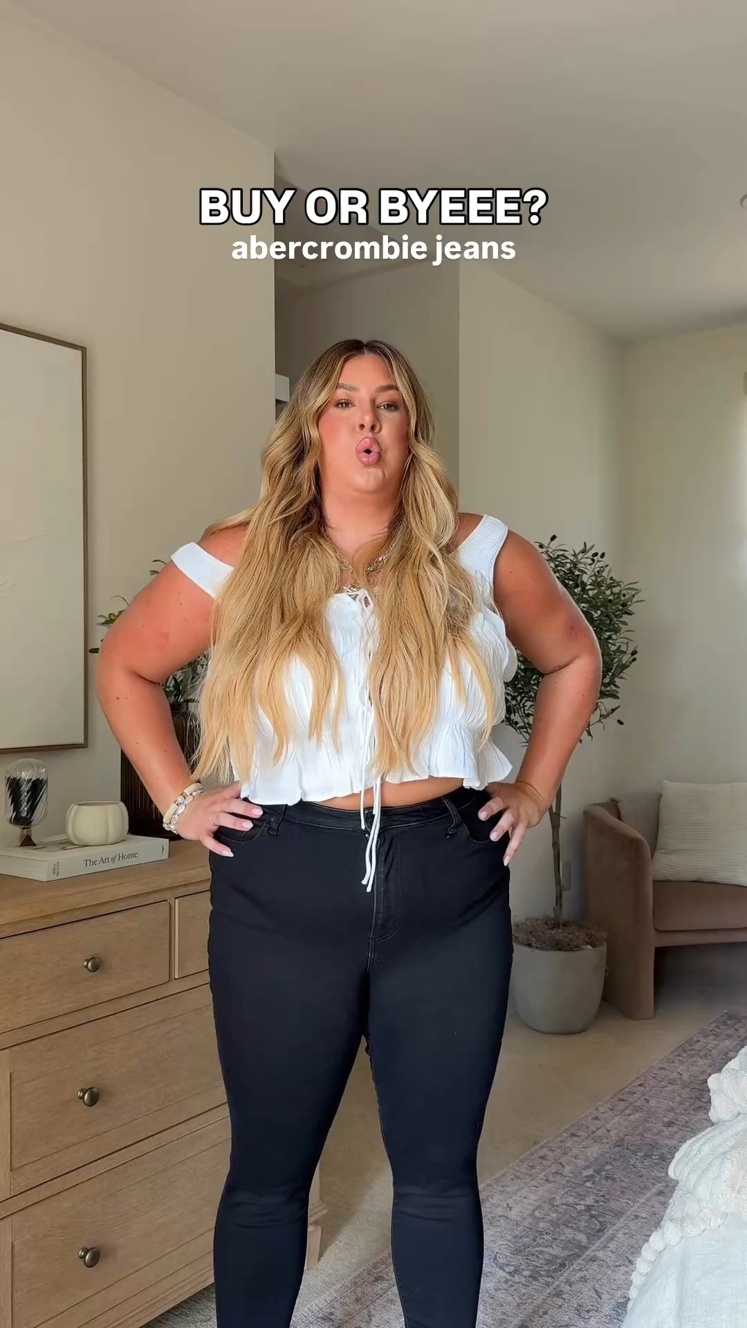 here’s which ones i’m wearing:
1) high rise super skinny ankle jeans 33 long black wash 
2) mid rise barrel jeans - my fav!!! i have 4 washes hehe 34 long light wash 
3) curve love ultra wide leg jeans 33 long ecru wash 
4) curve love high rise 90s relaxed jeans 34 long medium fray hem wash 
5) curve love low rise ultra loose jean 34 long medium tinted wash 

@abercrombie #abercrombiepartner 

#LTKSaleAlert #LTKMidsize #LTKStyleTip