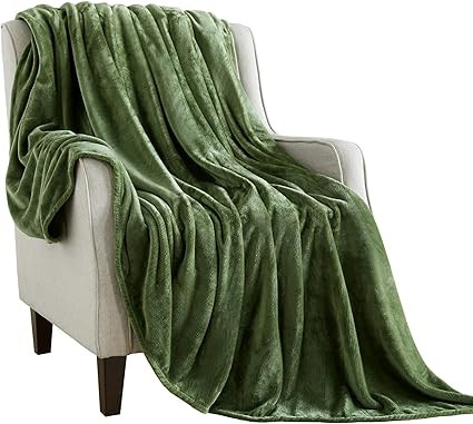 Ponvunory Flannel Fleece Plush Blanket Throw Size(50"x60", Forest Green) - Super Soft Warm Lightw... | Amazon (US)
