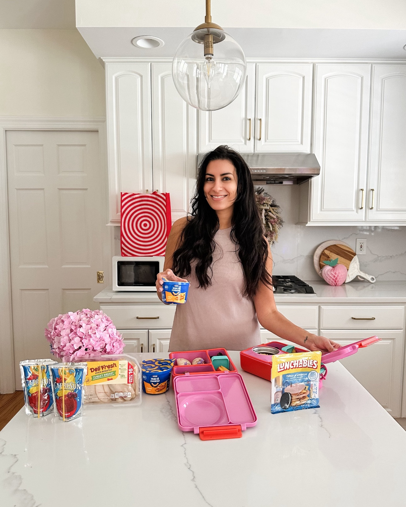 #ad Being a bento box lunch enthusiast (until the end of the year sneaks up on me ), @Target is my ultimate go-to for grabbing our beloved @kraft_macandcheese, @caprisun, and @oscarmayer essentials! Anything that helps my mornings go smoother is a win for my family and I!  Check out my stories for more lunchtime magic and also shop my favorites in my @shop.ltk below!! 

#schoollunchideas #backtoschool #Target #TargetPartner

#LTKBacktoSchool #LTKHome #LTKSeasonal