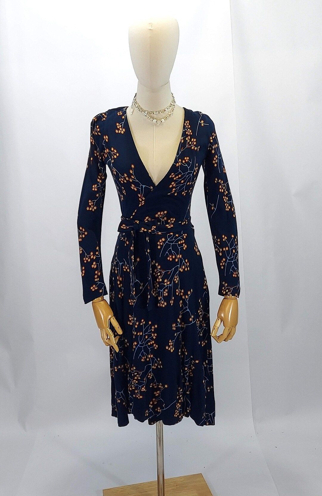 1970s Diane Von Furstenberg Navy Floral Wrap Dress 32b 25w - Etsy | Etsy (US)