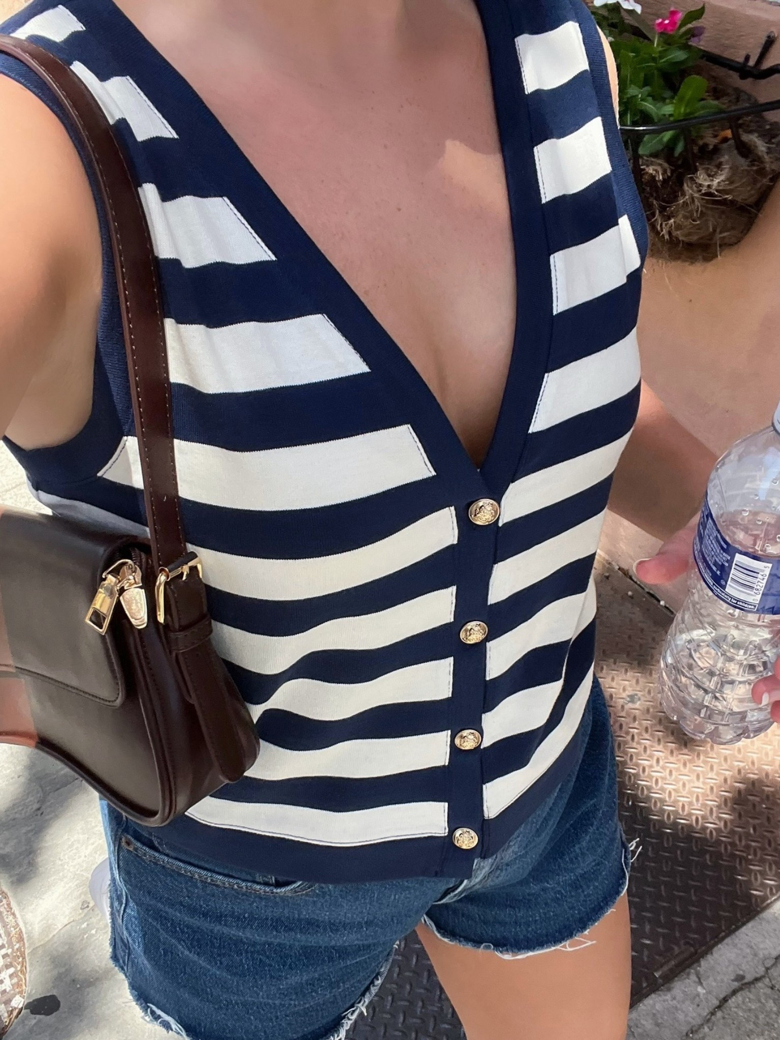 One of my outfits from Charleston a few weeks ago 🫐🐬🦕🩵🪁🧞‍♂️

#LTKTravel #LTKSaleAlert #LTKFindsUnder100