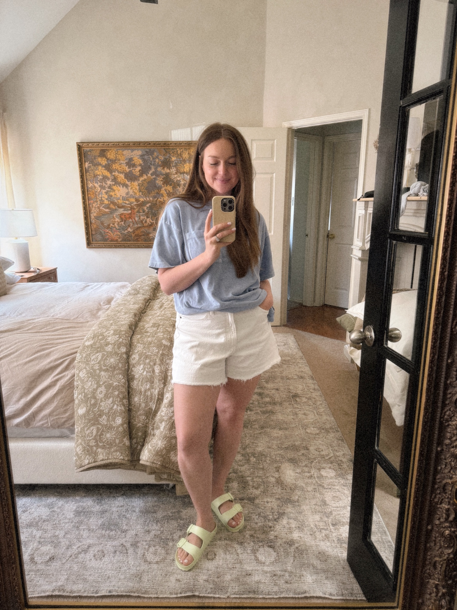 Mom fits these days ✨ Decided to get myself some denim that fits me currently rather than waiting until I’m “me again” to fit in old clothes! Much more comfortable in this🫶