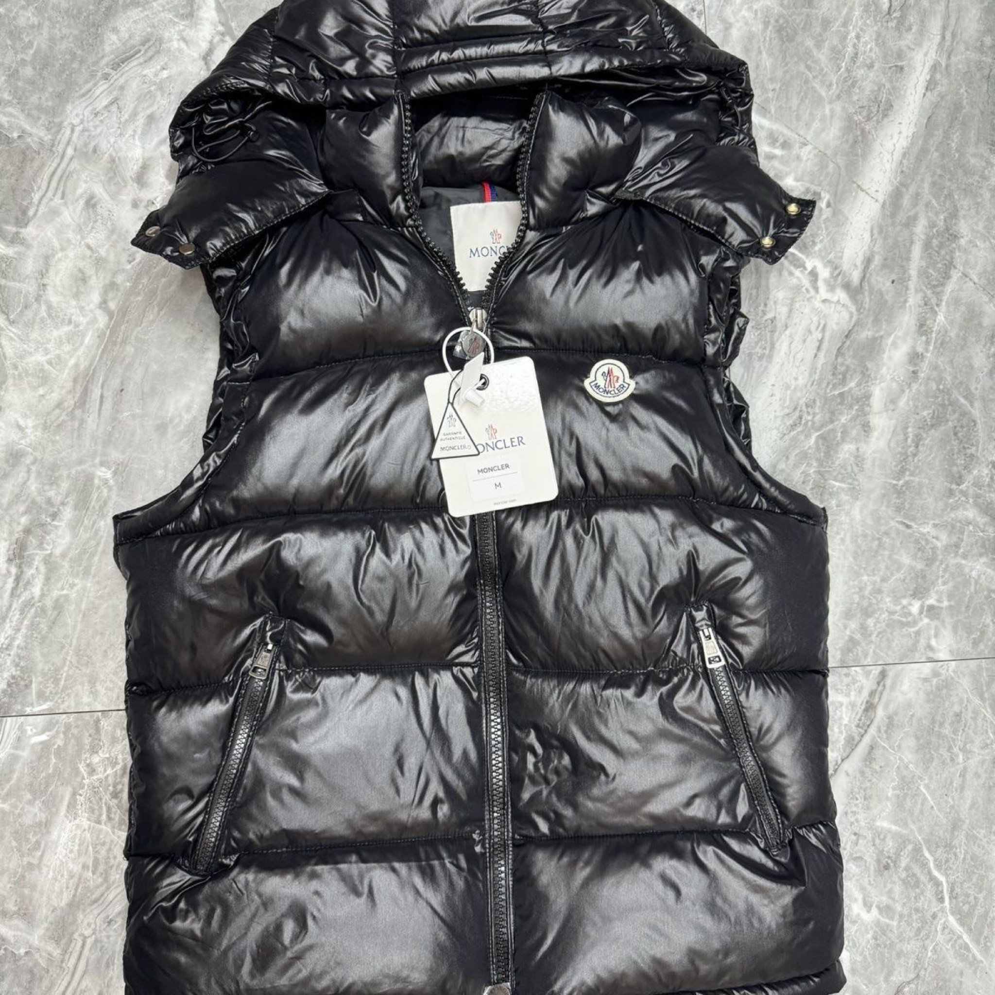 Moncler

#LTKSpringSale