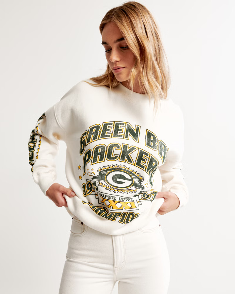 Green Bay Packers Graphic Crew Sweatshirt | Abercrombie & Fitch (US)