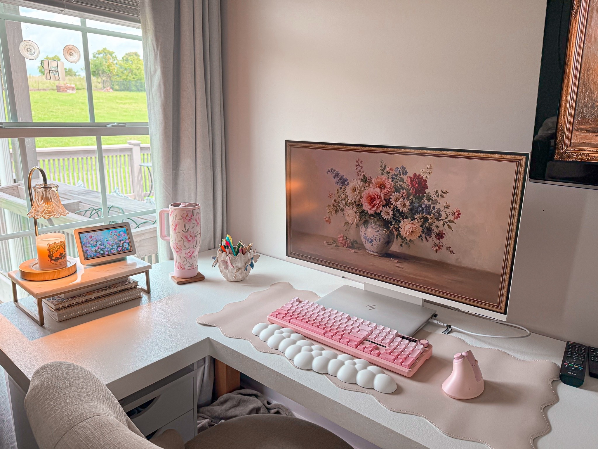 My work from home setup!

#LTKdayinmylife #LTKmorningroutine #LTKHome