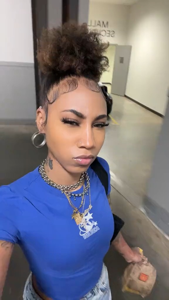 good simple blue fitt💙🤍 #subsitutefit

#LTKbeauty #LTKworkwear #LTKVideo