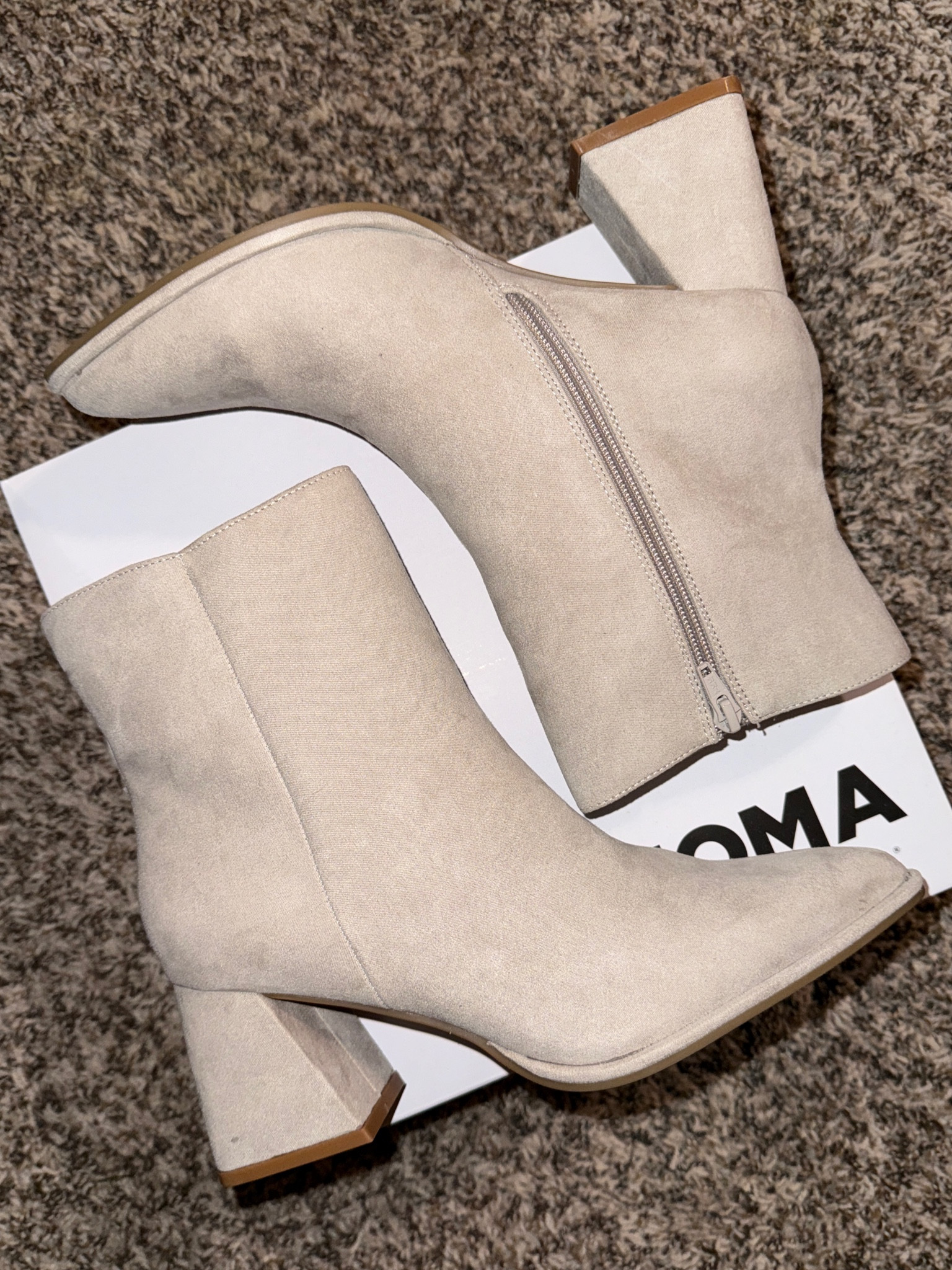 Black Friday find! The cutest ankle booties in the color stone

#LTKSeasonal #LTKShoeCrush #LTKSaleAlert