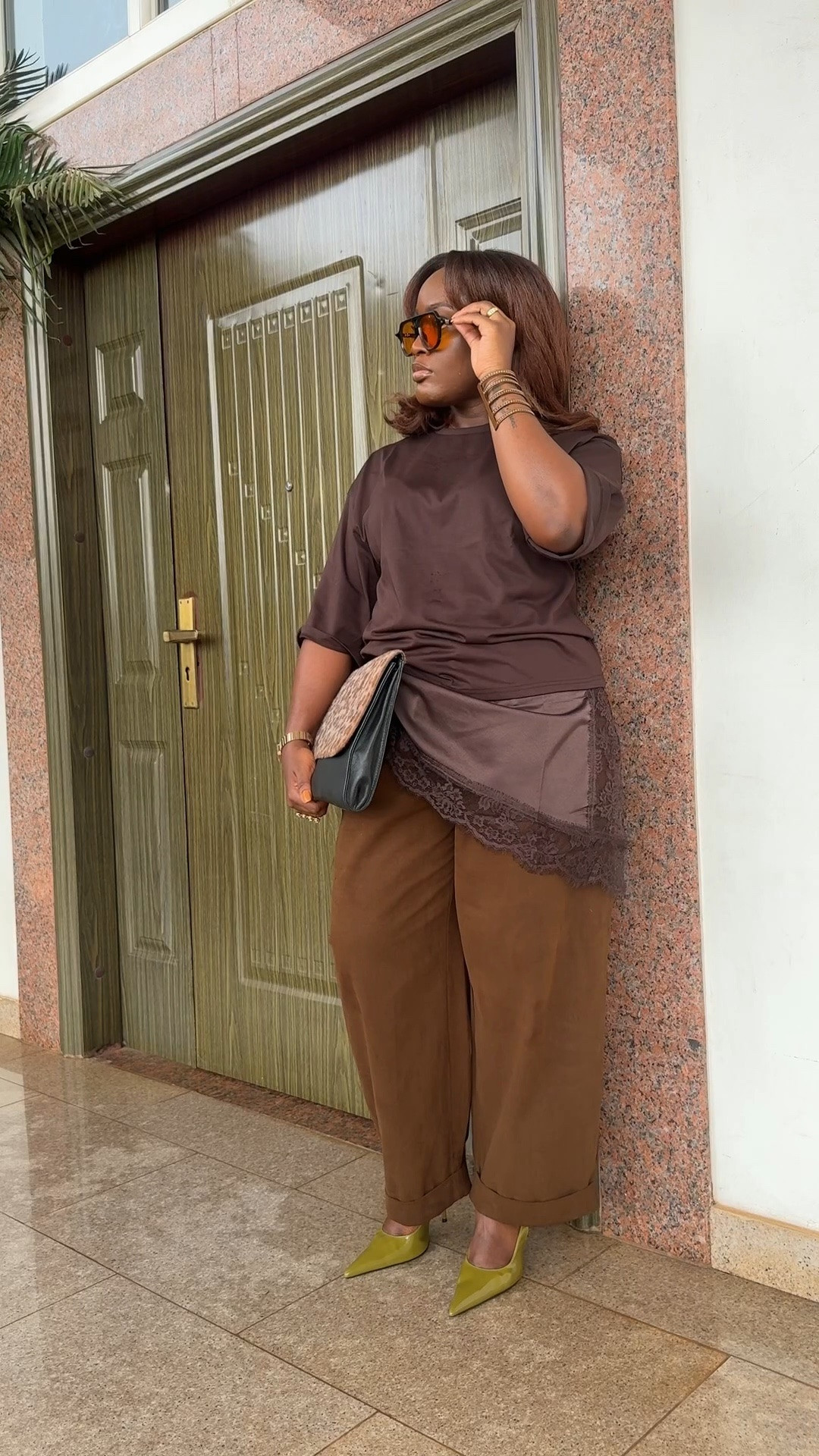 Brown monochrome outfit with statement heels. So glad I found these brown barrel
Pants , perfect base for a neutral outfit. 
Last minute outfit for dinner with a friend that actually came together 🤎


#LTKdayinmylife #LTKootd #LTKgrwm