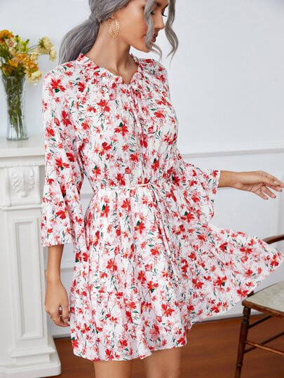 SHEIN Floral Print Tie Neck Belted Dress | SHEIN
