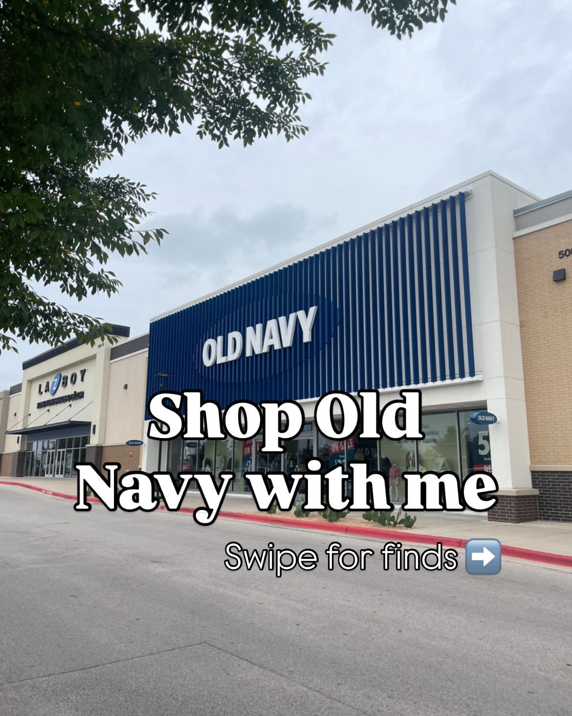 Let’s shop Old Navy. Lots on sale 

#LTKFindsUnder50 #LTKFallSale #LTKStyleTip