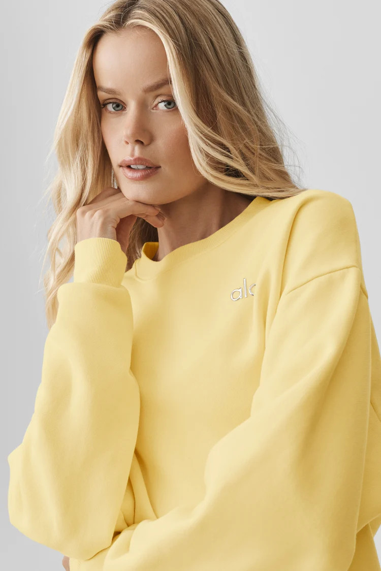 Accolade Crew Neck Pullover | Alo Yoga