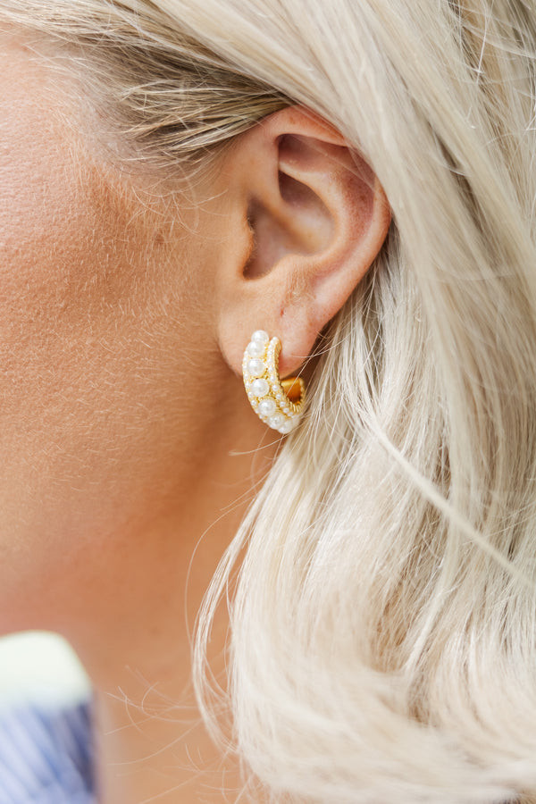Treasure Jewels: Just Watch Gold Pearl Hoop Earrings | The Mint Julep Boutique