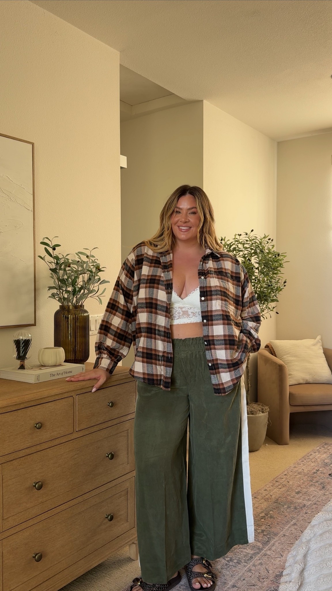 outfit inspo from american eagle! wearing an xl in this flannel, xl dd in this top, and xl long in these pants 🤎

#LTKSeasonal #LTKStyleTip #LTKMidsize