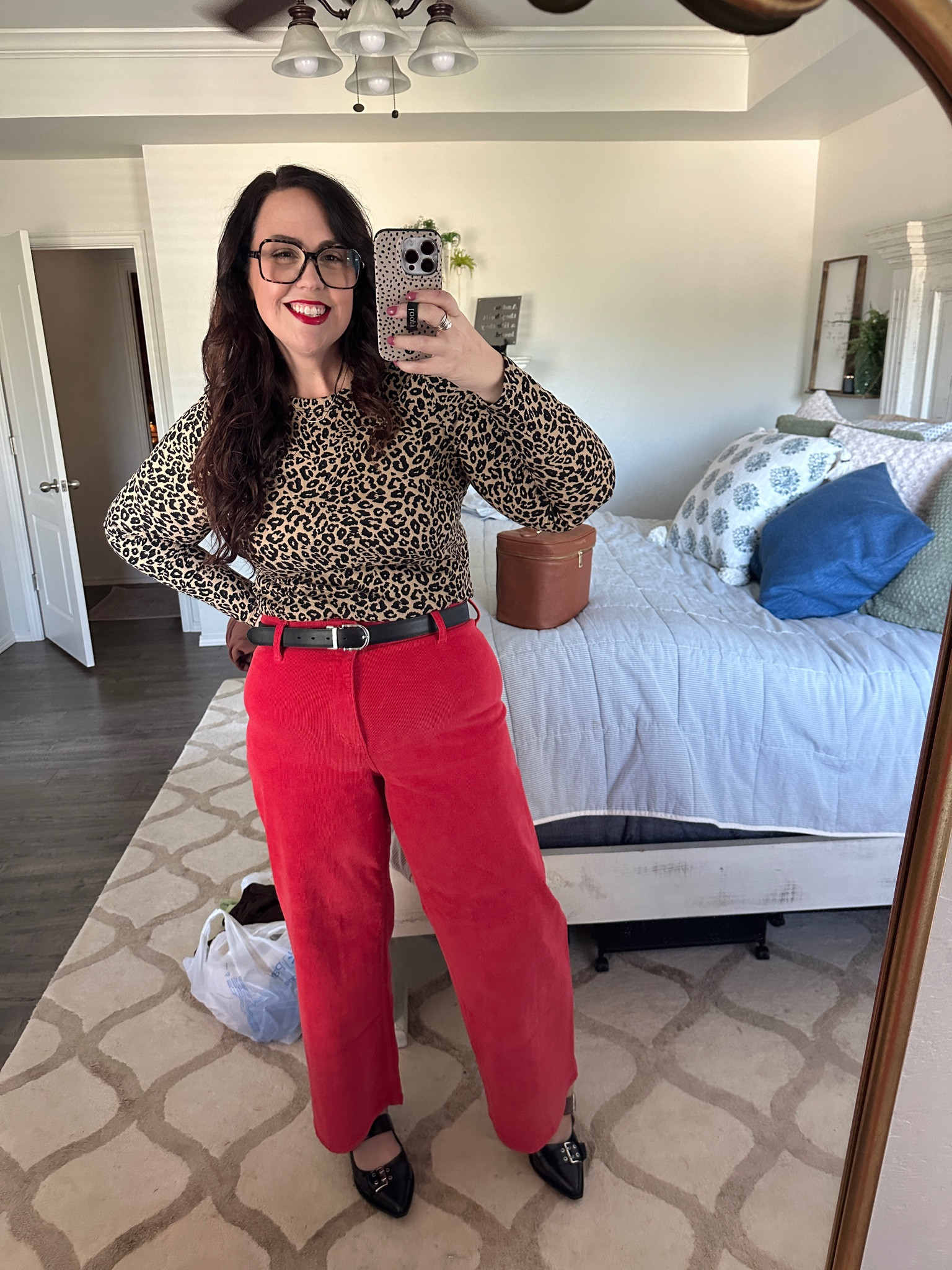 Shirt—XL
Pants—12
Shoes—10

#LTKWorkwear #LTKMidsize #LTKOver40