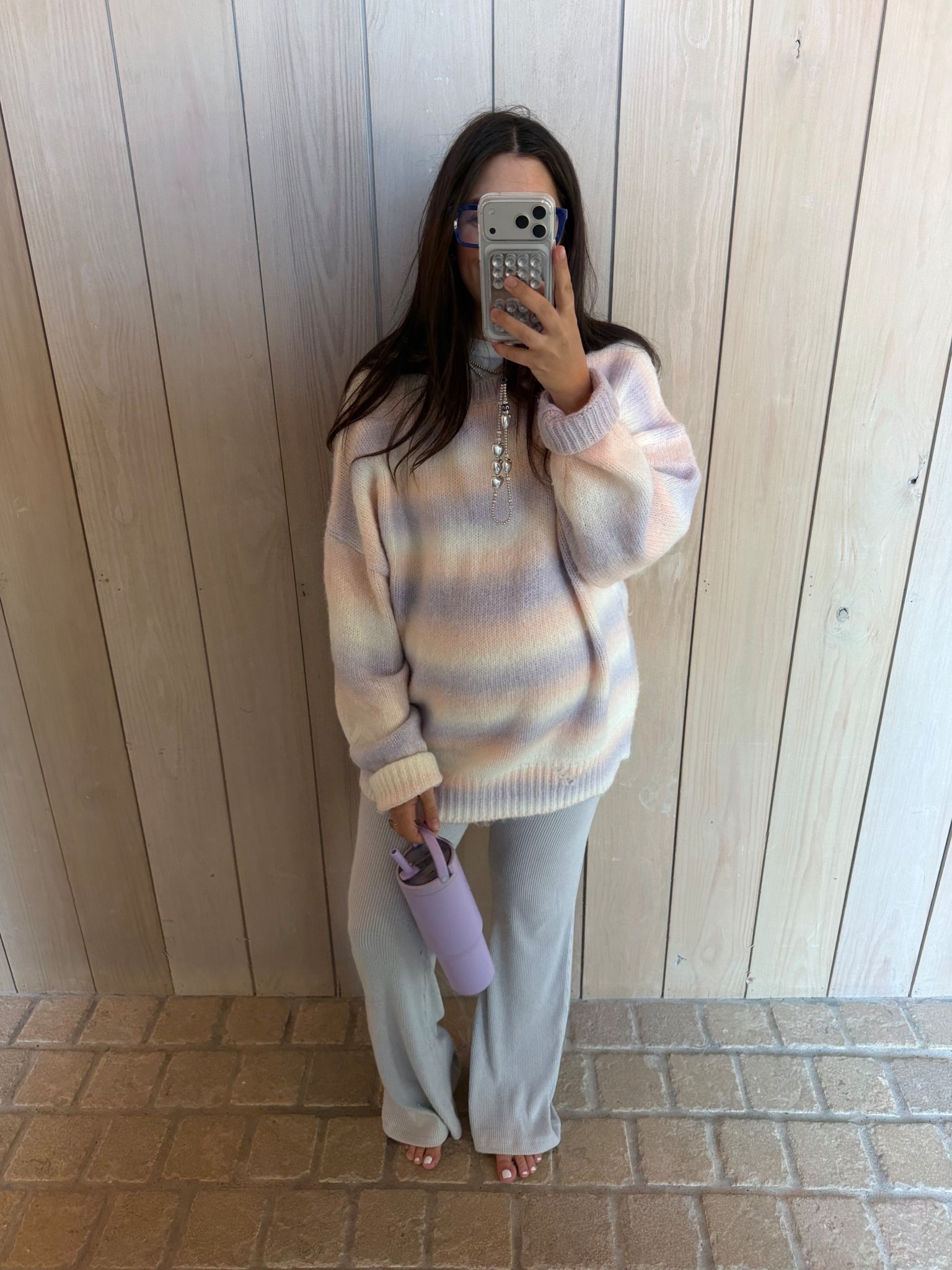 How cutie is this sweater.. perfect for v day💜✨

Sweater: large 
Pants: large 

Dressupbuttercup.com #dressupbuttercup #dederaad 


#LTKootd #LTKmomlife #LTKdayinmylife